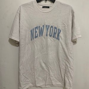 Brandy melville graphic tee